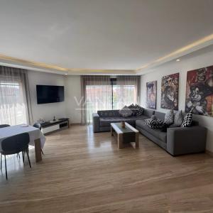 Appartement neuf deux chambres en location Hivernage
