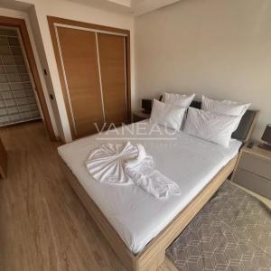 Appartement neuf deux chambres en location Hivernage