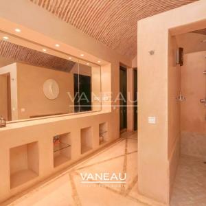 Propriété à vendre route de Fes avec VNA
