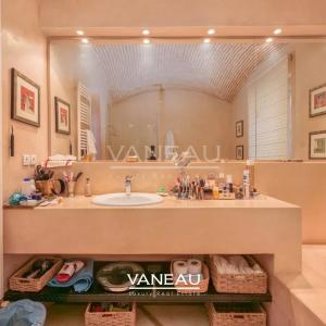 Propriété à vendre route de Fes avec VNA
