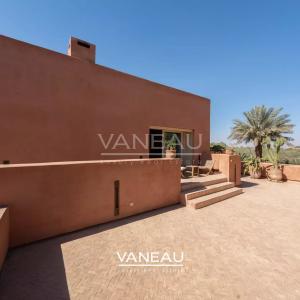 Propriété à vendre route de Fes avec VNA