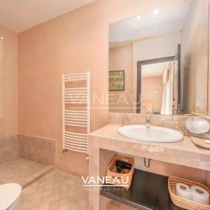 Propriété à vendre route de Fes avec VNA