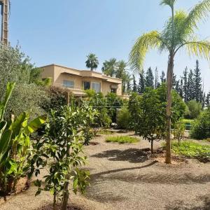 Villa d’exception à vendre - Route de Fes