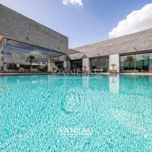 Villa au calme avec piscine – Route de Ouarzazate