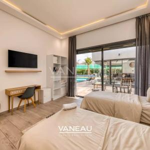 Villa au calme avec piscine – Route de Ouarzazate