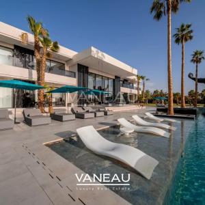 Villa de luxe à vendre à Marrakech avec AVNA – Vue panoramique sur l’Atlas