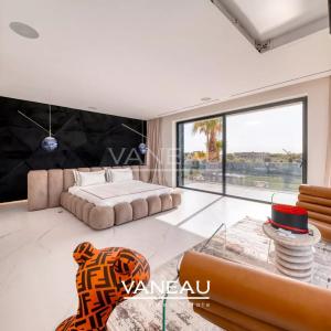 Villa de luxe à vendre à Marrakech avec AVNA – Vue panoramique sur l’Atlas