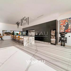 Villa de luxe à vendre à Marrakech avec AVNA – Vue panoramique sur l’Atlas