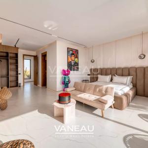 Villa de luxe à vendre à Marrakech avec AVNA – Vue panoramique sur l’Atlas