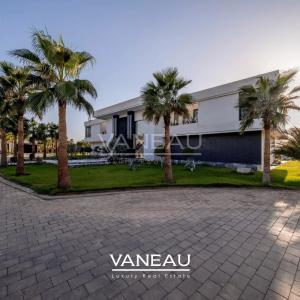 Villa de luxe à vendre à Marrakech avec AVNA – Vue panoramique sur l’Atlas