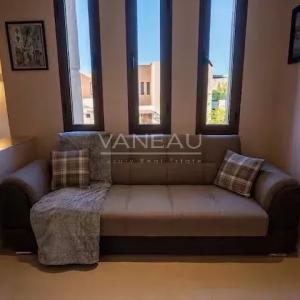Villa d’exception au cœur du golf avec grand jardin, piscine et vue imprenable sur les montagnes