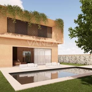 Villas neuves haut standing aux portes de la ville