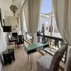 Riad d’exception – Grand patio avec piscine –