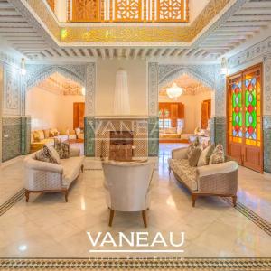 Villa aux allures de palais avec autorisation de maison d'hôtes sur la route de l'Ourika