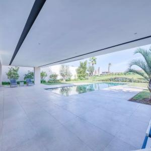 Villa au coeur d'un prestigieux golf