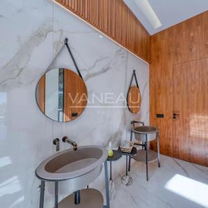 Villa au coeur d'un prestigieux golf