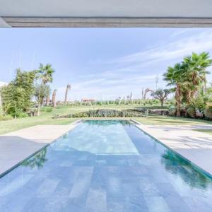 Villa au coeur d'un prestigieux golf