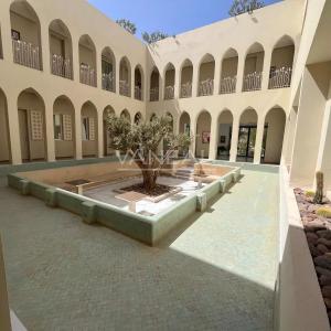 Hotel 36 chambres/ Suites  quartier Agdal