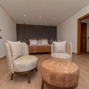 Grande villa 8 chambres route de Ourzazate