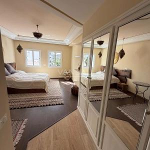 Appartement meublé avec grande terrasse à louer
