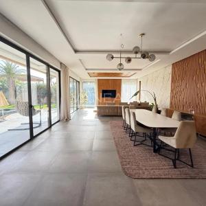 Villa Contemporaine à Vendre route d'Amismiz