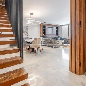 Duplex avec piscine privée – Marrakech