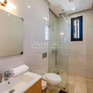 Villa de luxe 5 chambres avec piscine, hammam et cinéma privé