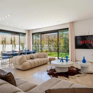 Villa de luxe 5 chambres avec piscine, hammam et cinéma privé