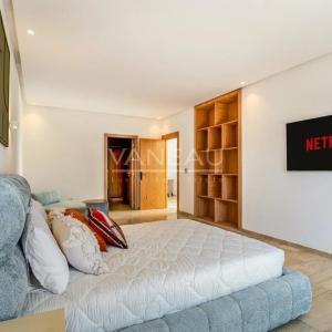 Villa de luxe 5 chambres avec piscine, hammam et cinéma privé