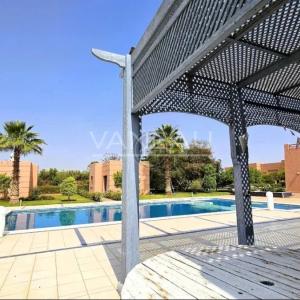 Beau Domaine a vendre avec AVNA , Sidi Abdelghiat