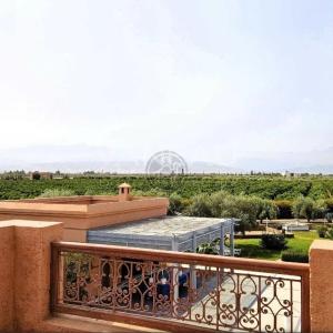 Beau Domaine a vendre avec AVNA , Sidi Abdelghiat