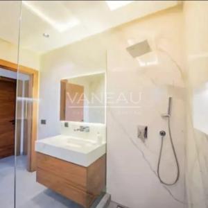 Villa d'Architecte Contemporaine à vendre Amelkis III