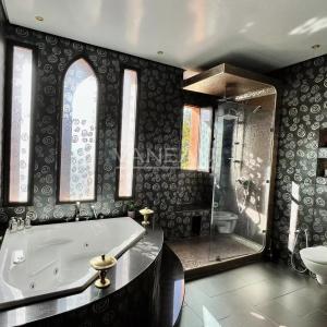 Villa 6 suites à vendre au coeur d'un des plus prestigieux Golf 