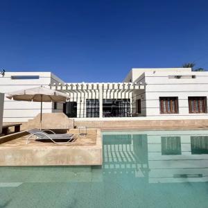 Villa - Maison d’Hôte / Bab Atlas - Palmeraie