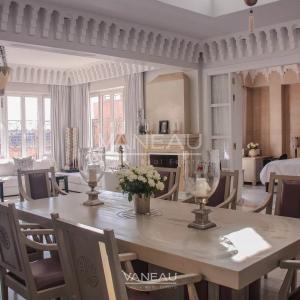 Magnifique penthouse avec un superbe rooftop