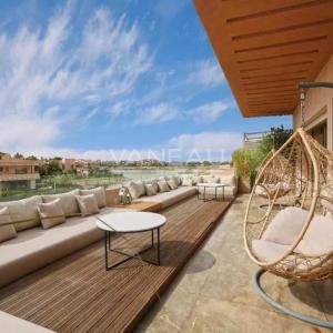 Très bel appartement contemporain sur golf