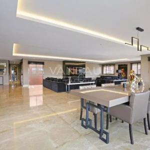 Très bel appartement contemporain sur golf