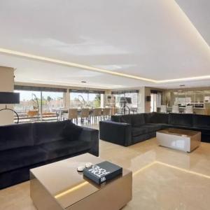 Très bel appartement contemporain sur golf
