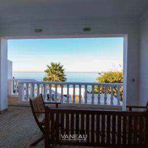 SOMPTUEUSE PROPRIÉTÉ DOMINANT LA MER À VENDRE SUR TANGER