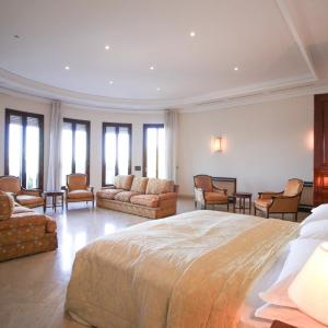 SOMPTUEUSE PROPRIÉTÉ DOMINANT LA MER À VENDRE SUR TANGER