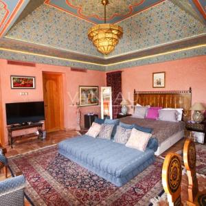 BELLE DEMEURE À MARRAKECH À VENDRE AUX ALLURES D'UN PALAIS DES M