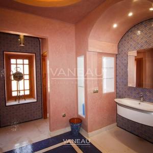 BELLE DEMEURE À MARRAKECH À VENDRE AUX ALLURES D'UN PALAIS DES M