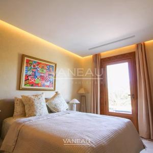 VILLA ARABO-ANDALOUS À VENDRE DANS LA PALMERAIE DE MARRAKECH