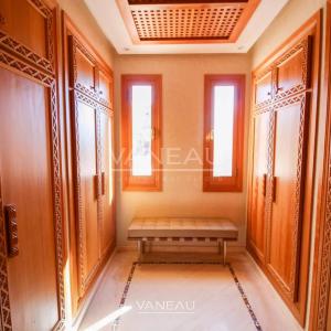 VILLA ARABO-ANDALOUS À VENDRE DANS LA PALMERAIE DE MARRAKECH