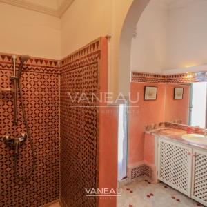 VILLA À VENDRE TYPE RIAD DANS LA PALMERAIE MARRAKECH