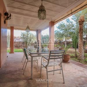 VILLA À VENDRE TYPE RIAD DANS LA PALMERAIE MARRAKECH