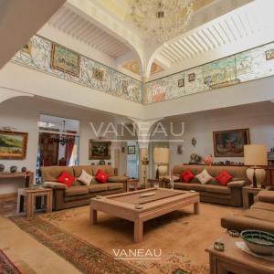 VILLA À VENDRE TYPE RIAD DANS LA PALMERAIE MARRAKECH