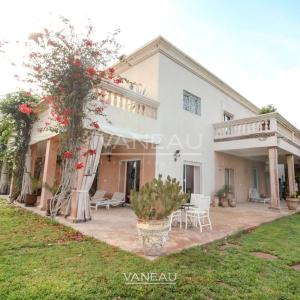 VILLA À VENDRE TYPE RIAD DANS LA PALMERAIE MARRAKECH