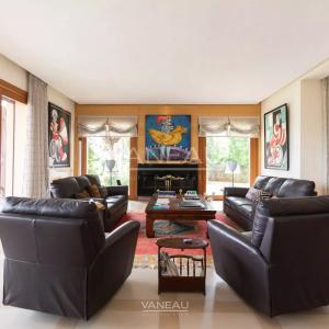 Superbe Villa Contemporaine Front de Golf