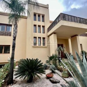 Superbe Villa Contemporaine Front de Golf